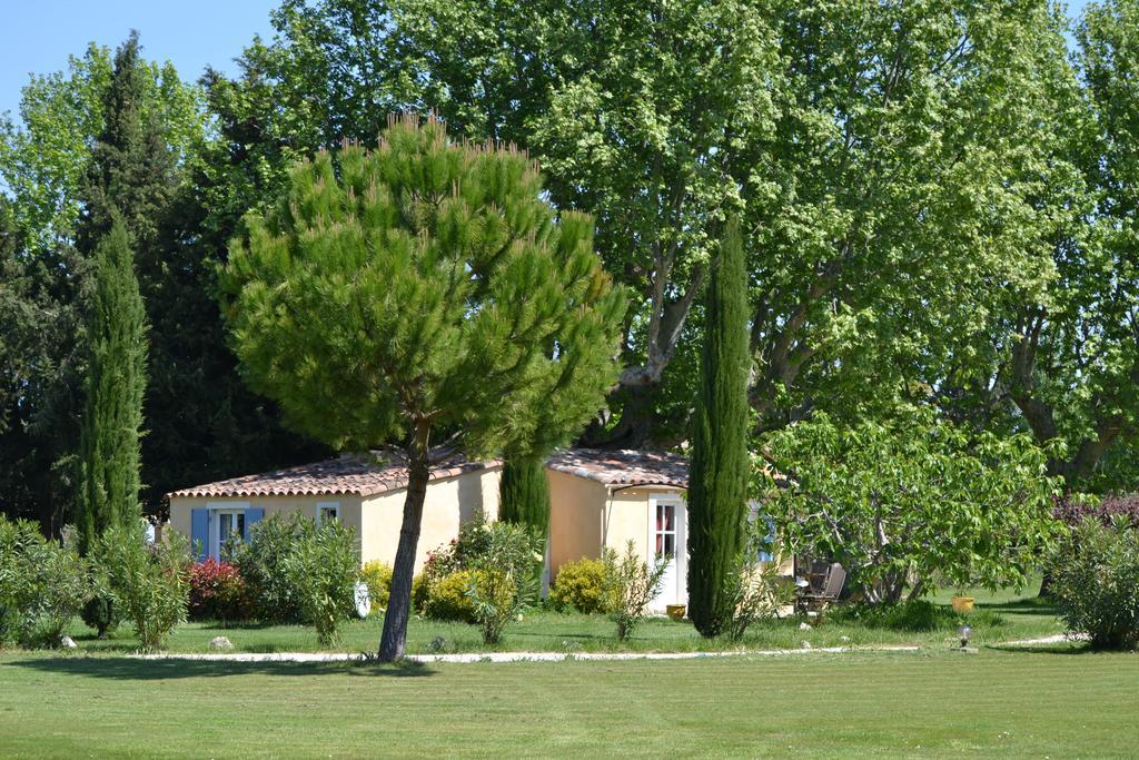 Domaine De Fontbelle Bed & Breakfast Graveson Luaran gambar
