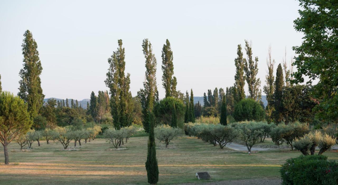 Domaine De Fontbelle Bed & Breakfast Graveson Luaran gambar